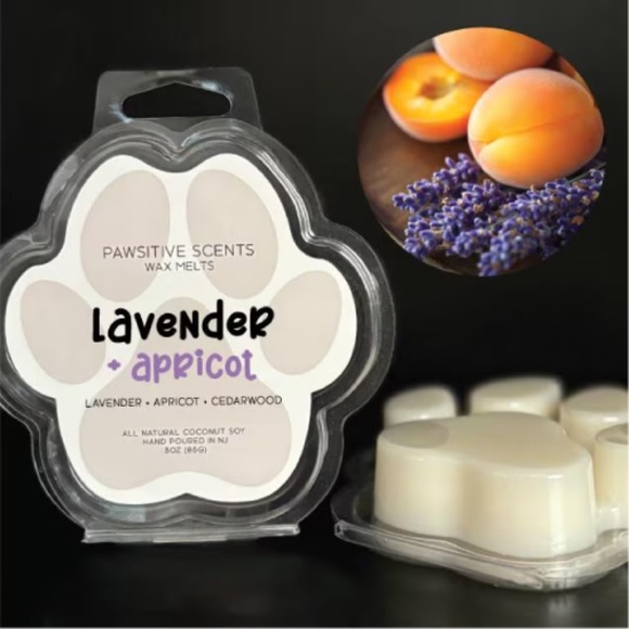 Paw Print Wax Melt/Lavender & Apricot Scent/Coconut Soy Wax/100% Vegan - Picture 1 of 4